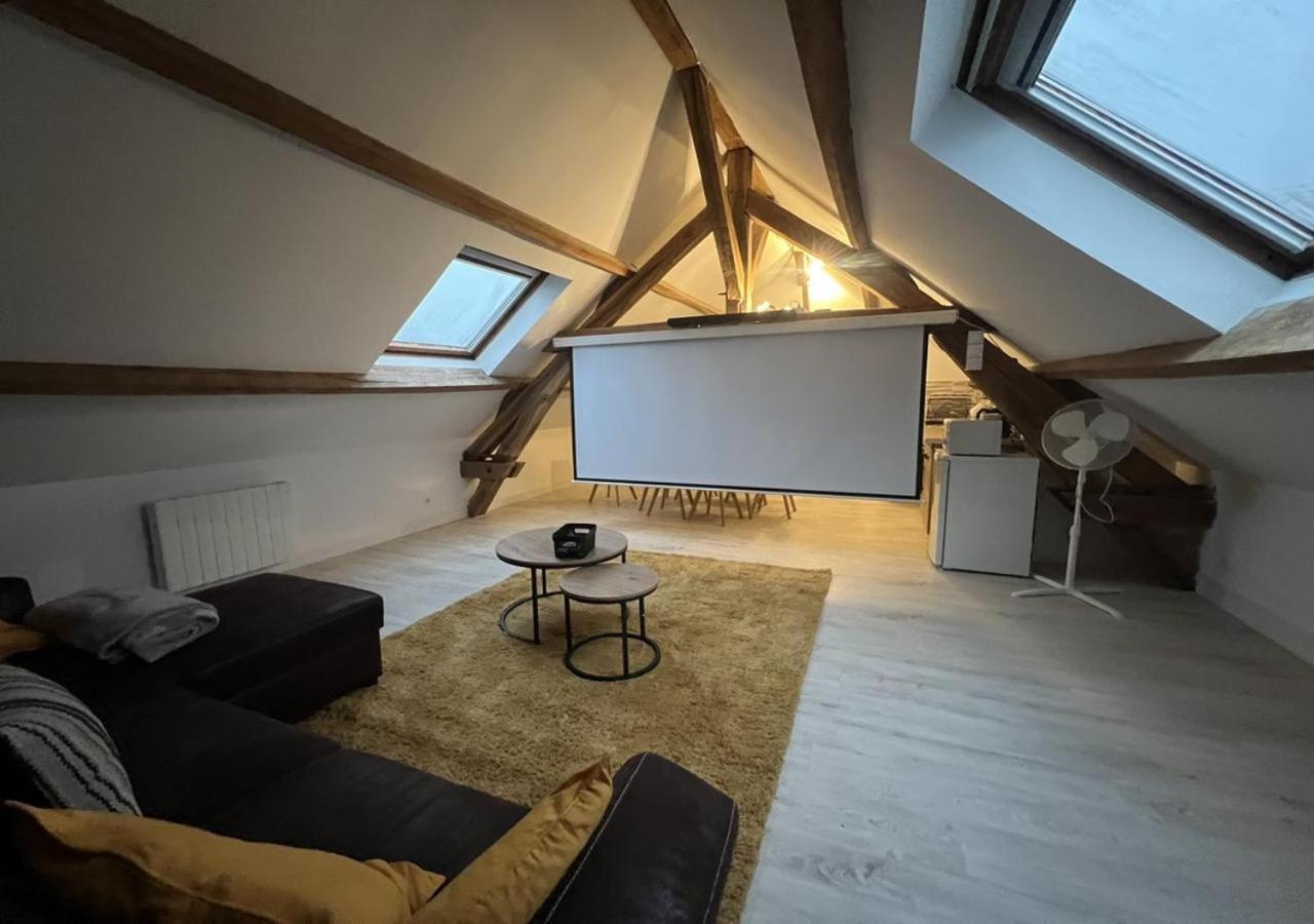 L Armurerie - Appartement Centre Ville De Sens Buitenkant foto